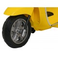 Automobilový skútr Vespa ROMA žlutá