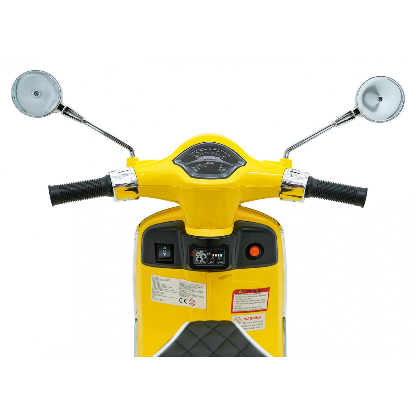 Automobilový skútr Vespa ROMA žlutá