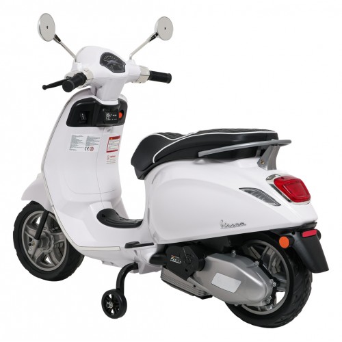 Automobilový skútr Vespa ROMA White