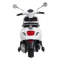 Automobilový skútr Vespa ROMA White