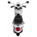 Automobilový skútr Vespa ROMA White