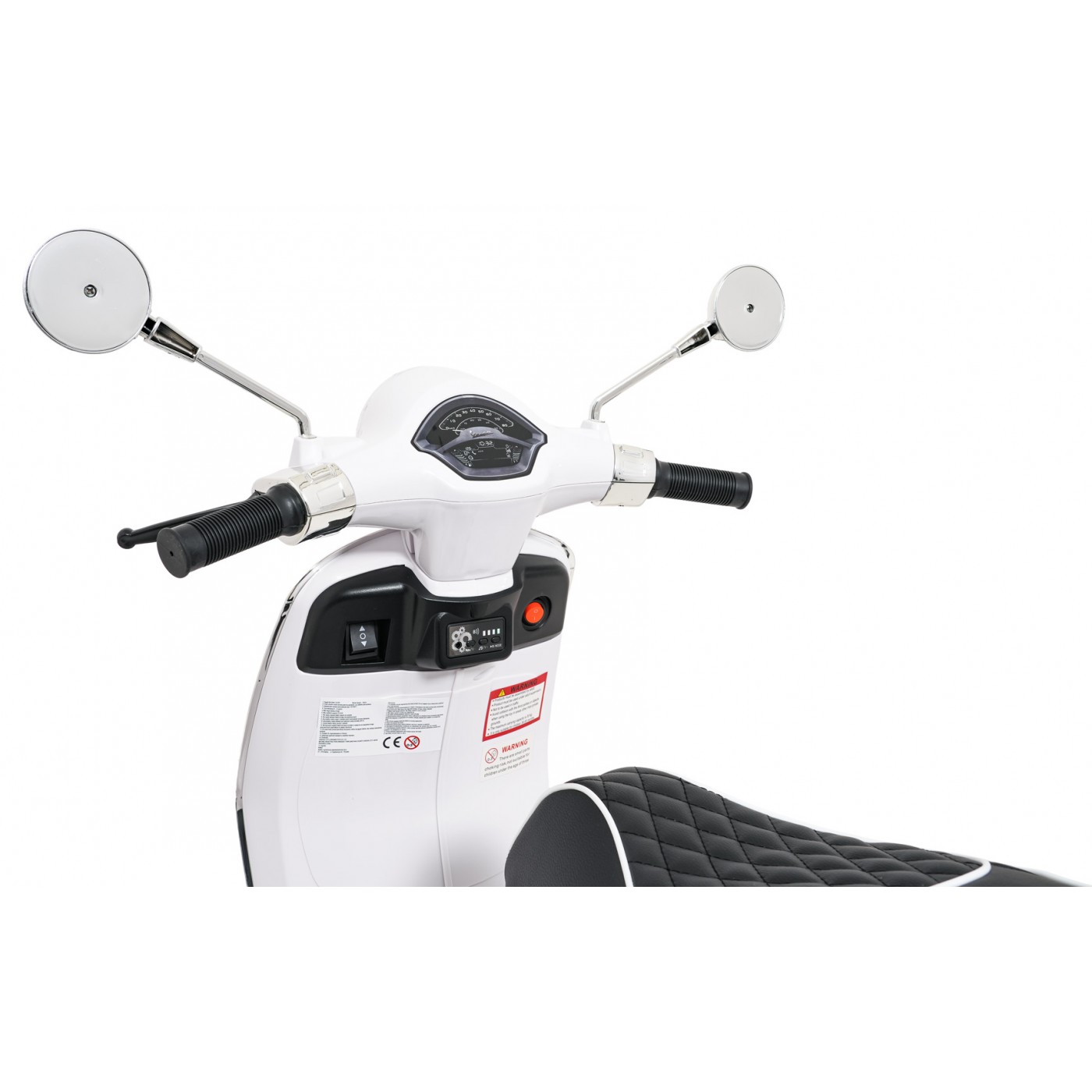 Automobilový skútr Vespa ROMA White