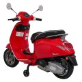 Automobilový skútr Vespa ROMA Red