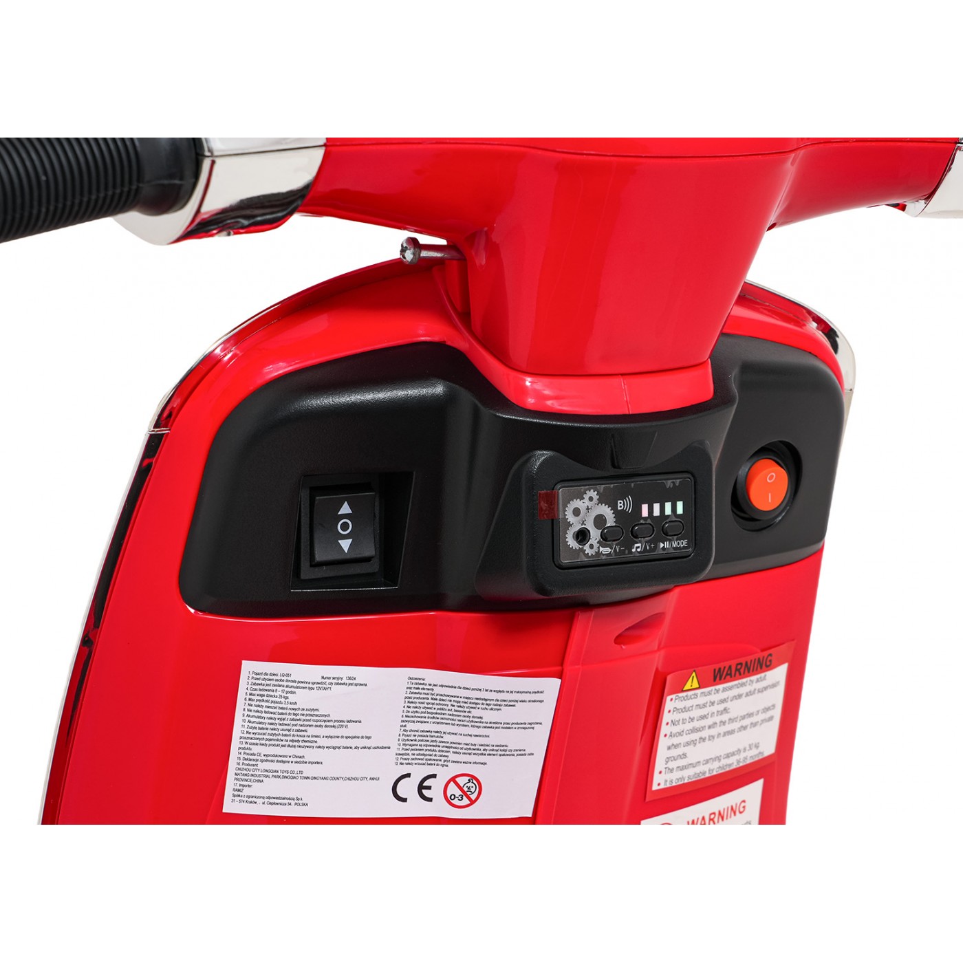 Automobilový skútr Vespa ROMA Red