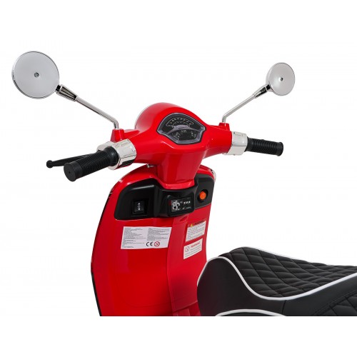 Automobilový skútr Vespa ROMA Red