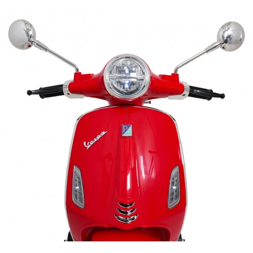 Automobilový skútr Vespa ROMA Red