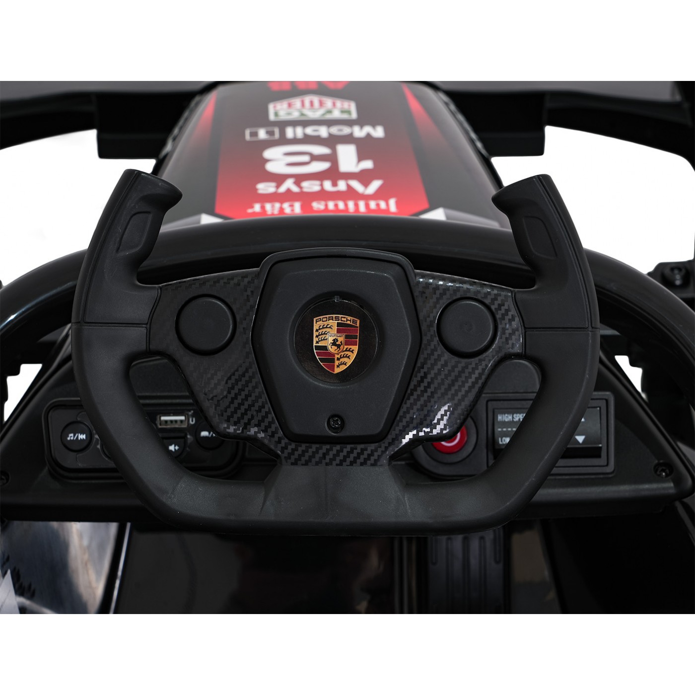 Vozidlo Formule E Porsche Červená