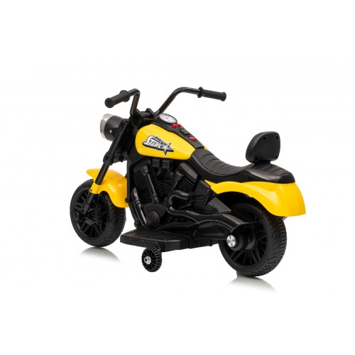 Motor vozidla STAR žlutá