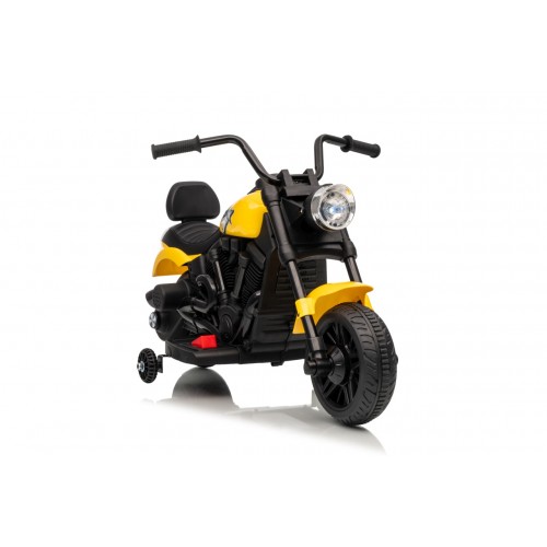 Motor vozidla STAR žlutá