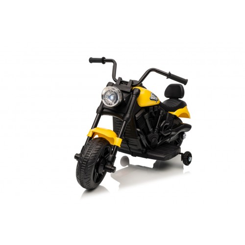 Motor vozidla STAR žlutá