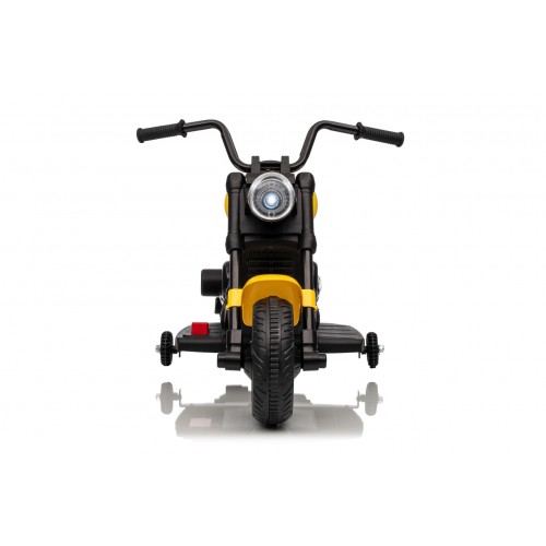 Motor vozidla STAR žlutá