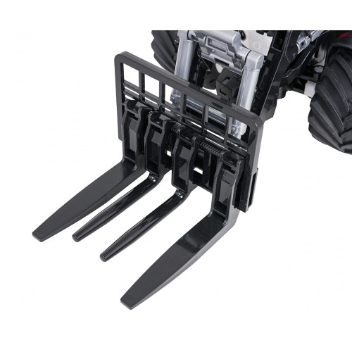 R/C červený traktor s turem