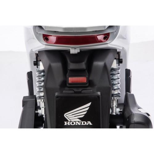 Skútr HONDA SH125I bílý