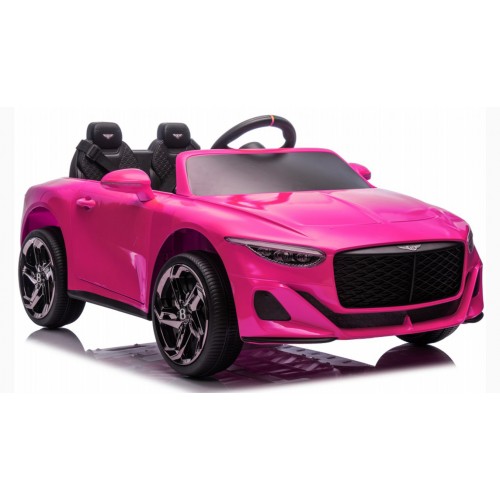 Vůz Bentley Batur Convertible v růžové barvě