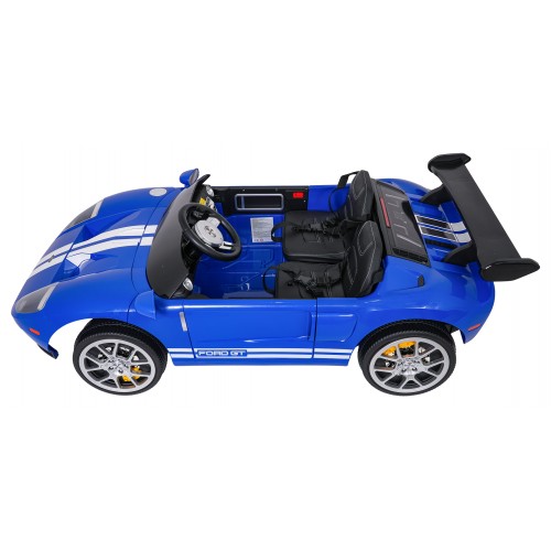 Ford GT modré vozidlo