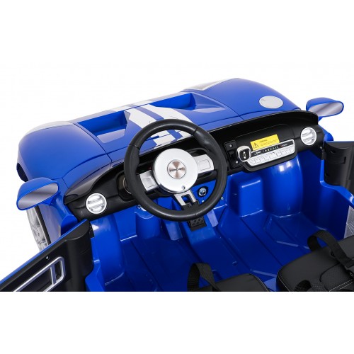 Ford GT modré vozidlo