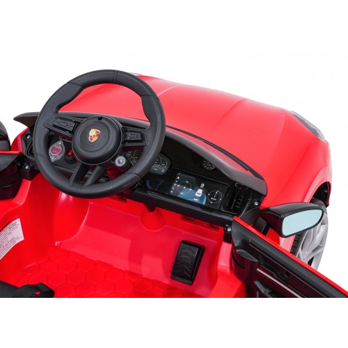 Vůz Porsche Cayenne Red