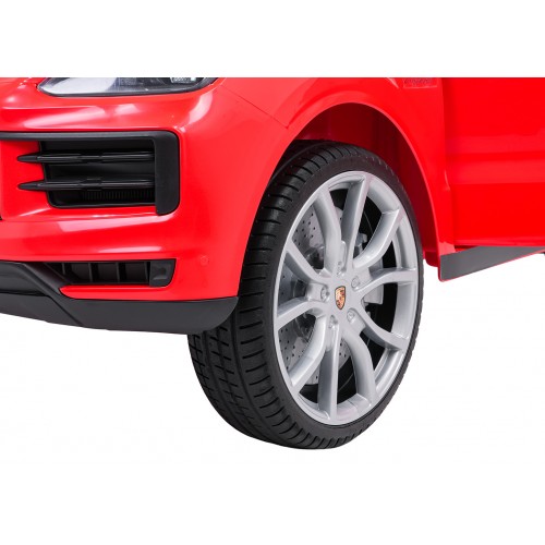 Vůz Porsche Cayenne Red