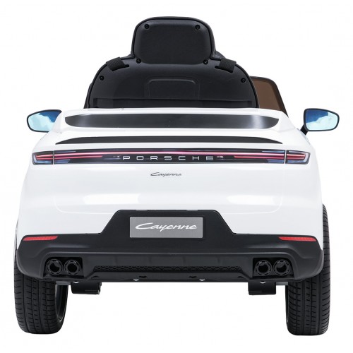 Vozidlo Porsche Cayenne White