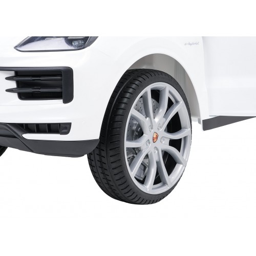 Vozidlo Porsche Cayenne White