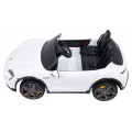 Vozidlo Porsche Taycan Turbo S White