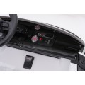 Vozidlo Porsche Taycan Turbo S White