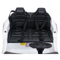 Vozidlo Porsche Taycan Turbo S White