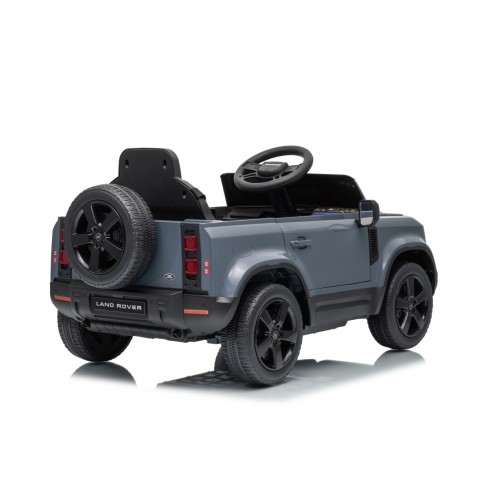 Land Rover Defender šedý vůz