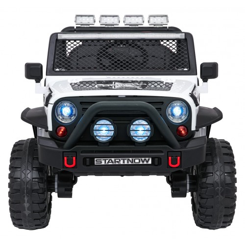 Jeep BEAST 4x4 bílé vozidlo