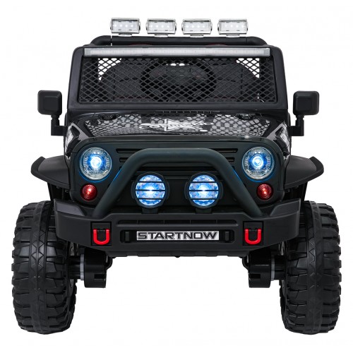 Jeep BEAST 4x4 Černé vozidlo
