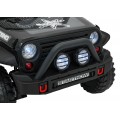Jeep BEAST 4x4 Černé vozidlo