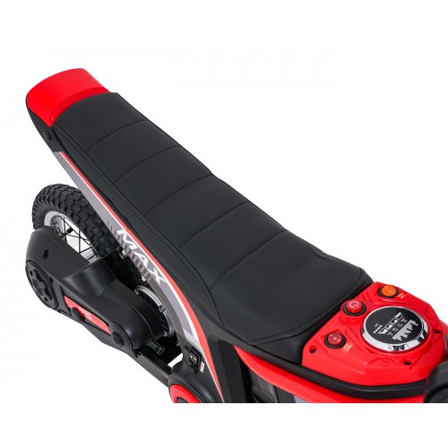 Motor vozidla RZ56 MAX červený