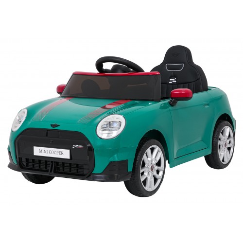 Zelené vozidlo Mini Cooper