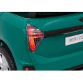 Zelené vozidlo Mini Cooper