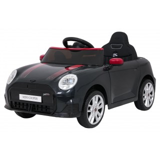 Černé vozidlo Mini Cooper