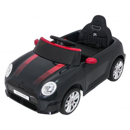 Černé vozidlo Mini Cooper