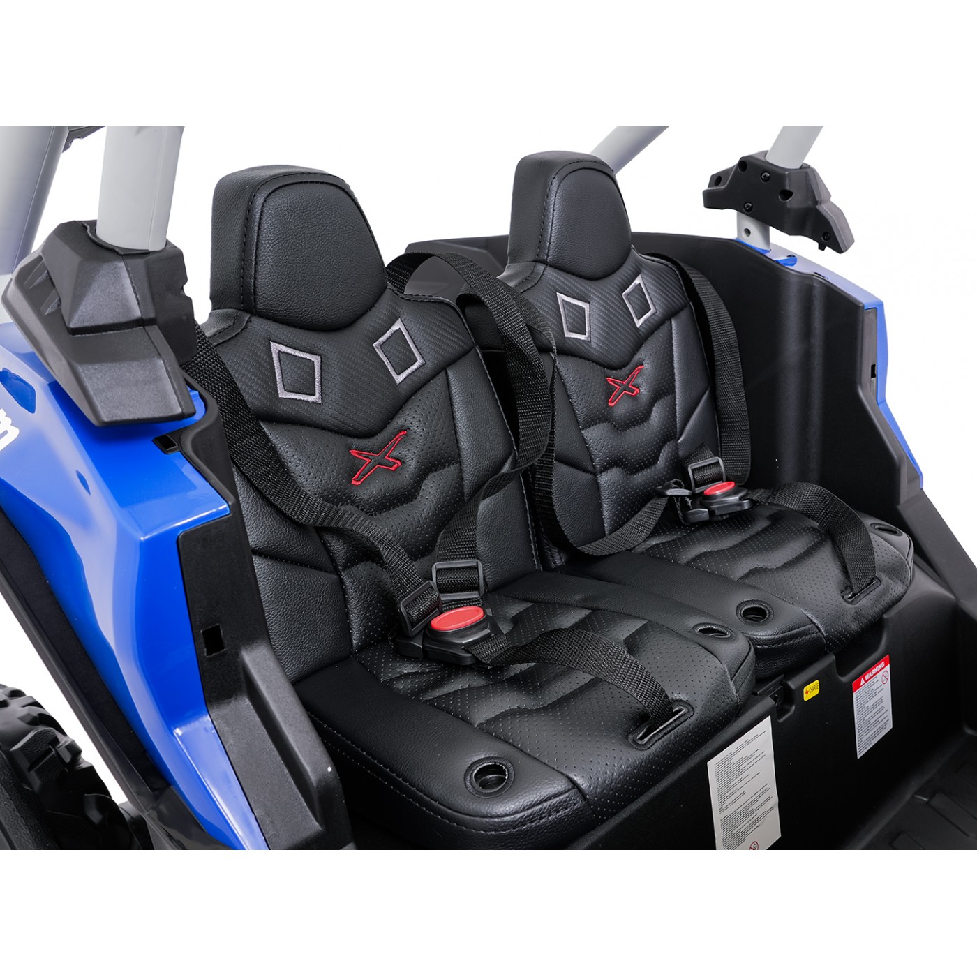 Bugina Maverick Turbo RR s modrošedými koly