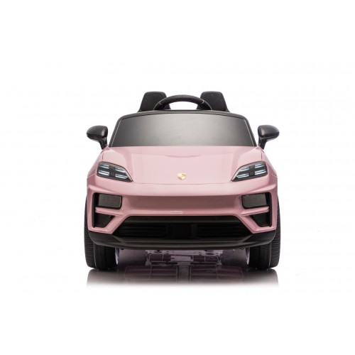 Růžové vozidlo Porsche Macan