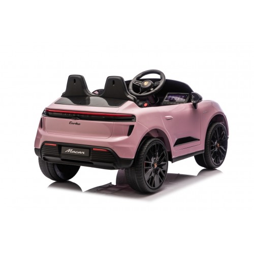Růžové vozidlo Porsche Macan