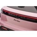 Růžové vozidlo Porsche Macan