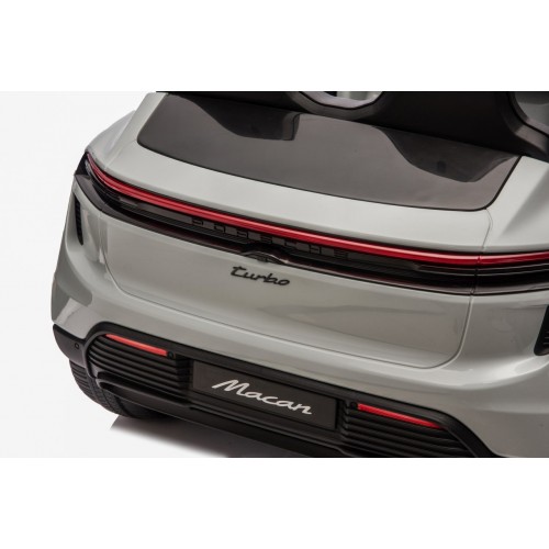 Vozidlo Porsche Macan šedá
