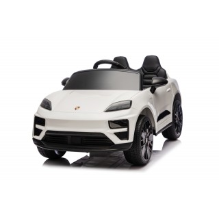 Porsche Macan bílé vozidlo