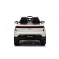 Porsche Macan bílé vozidlo
