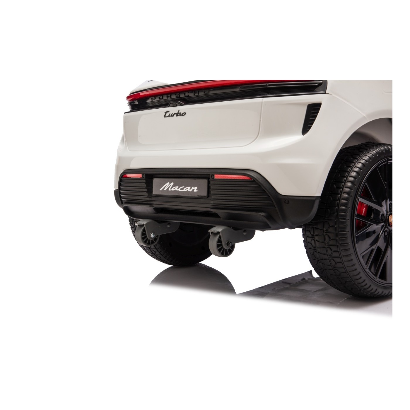 Porsche Macan bílé vozidlo