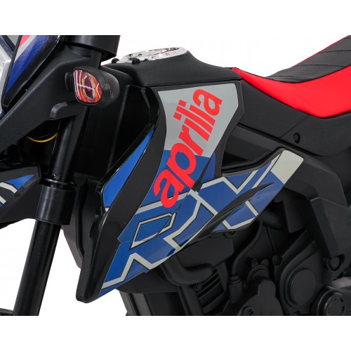 Motor vozidla Aprilia RX modrá