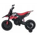 Motor vozidla Aprilia RX Červená