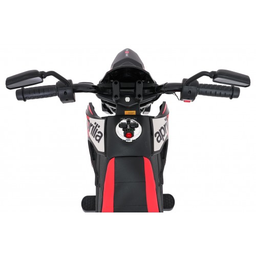 Motor vozidla Aprilia RX Červená