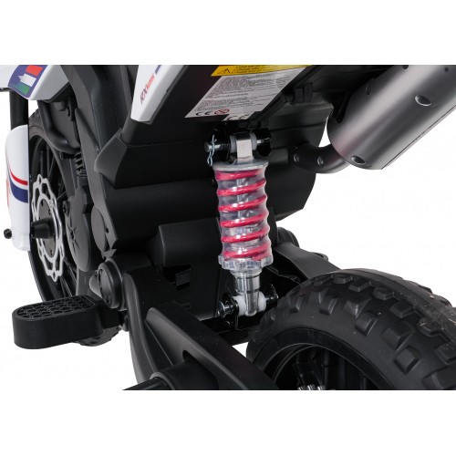 Motor vozidla Aprilia RX bílá