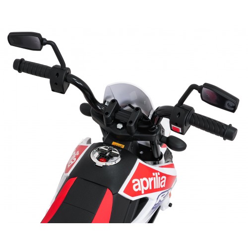 Motor vozidla Aprilia RX bílá