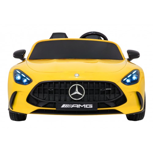 Vozidlo Mercedes Benz GT63 AMG žluté